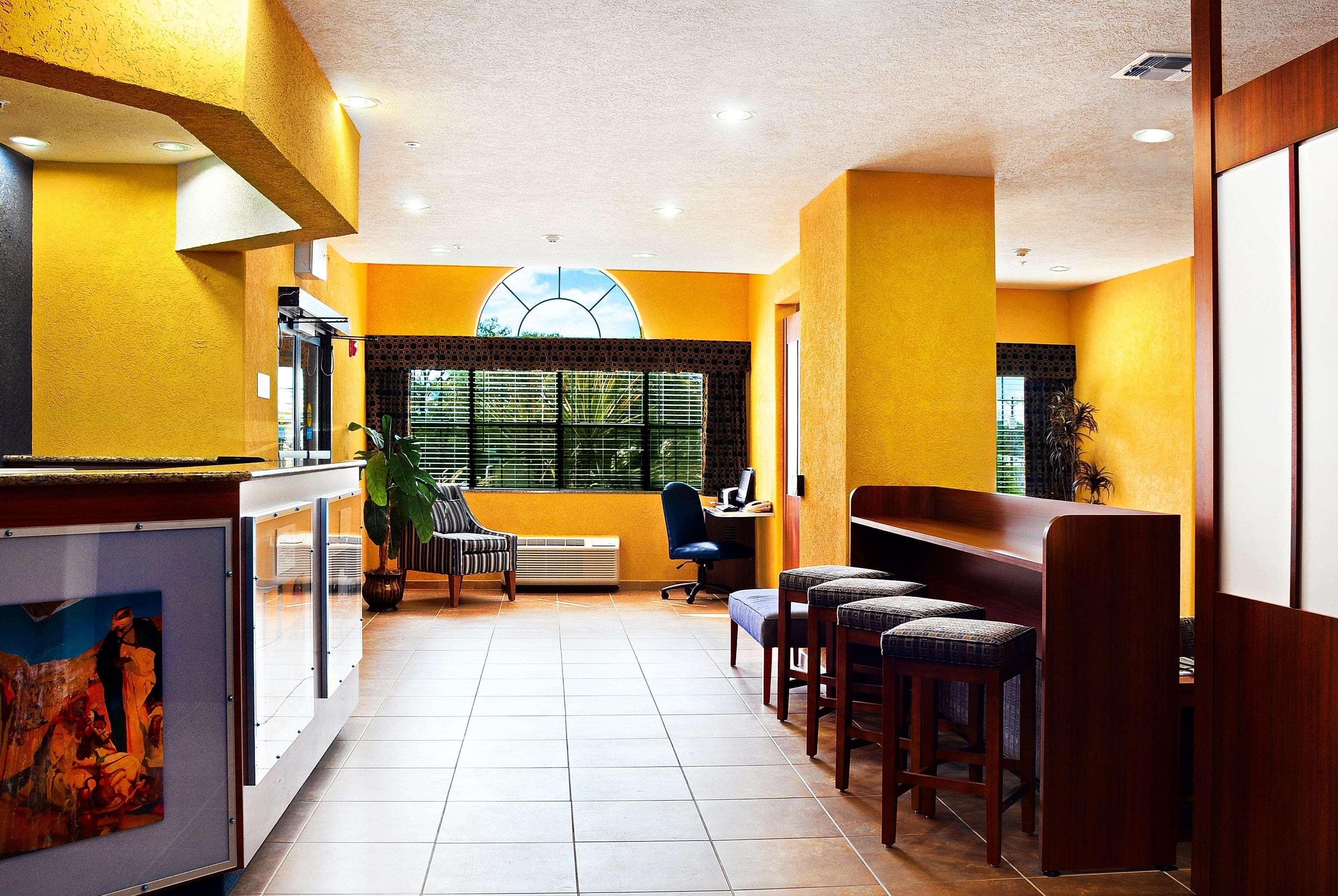 Microtel Inn & Suites By Wyndham New Braunfels I-35 Екстериор снимка