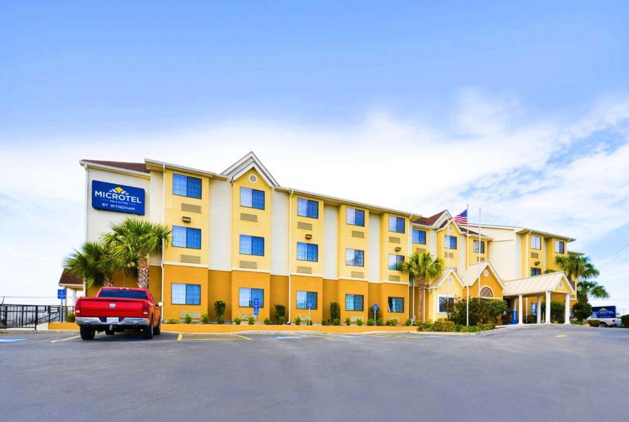 Microtel Inn & Suites By Wyndham New Braunfels I-35 Екстериор снимка